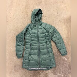 Columbia sage green turbo down 650 td omni heat radial mid puffer jacket